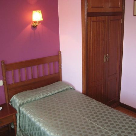 Hostal Magallanes Феррол Экстерьер фото